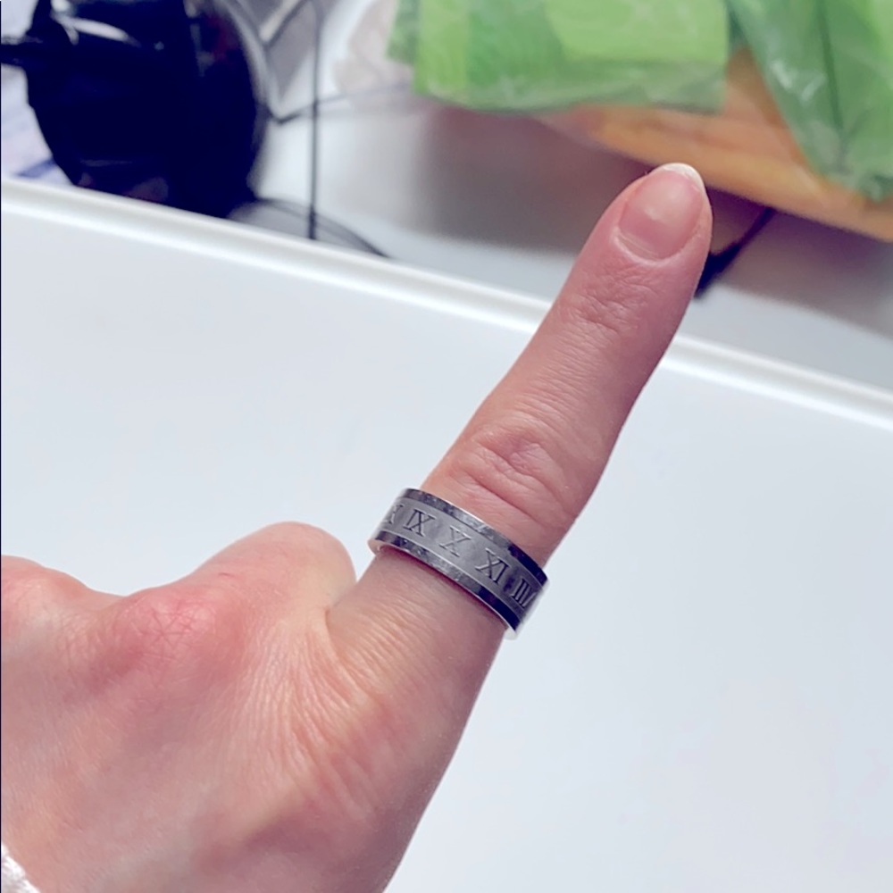 Atlas ring - Picture 2 of 3